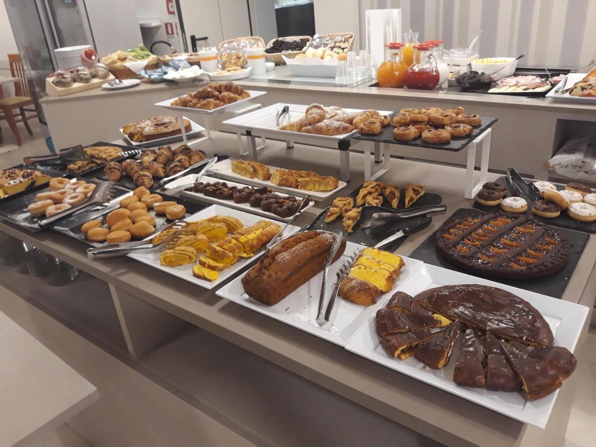 Hotel Tre Rose Riccione Eksteriør billede