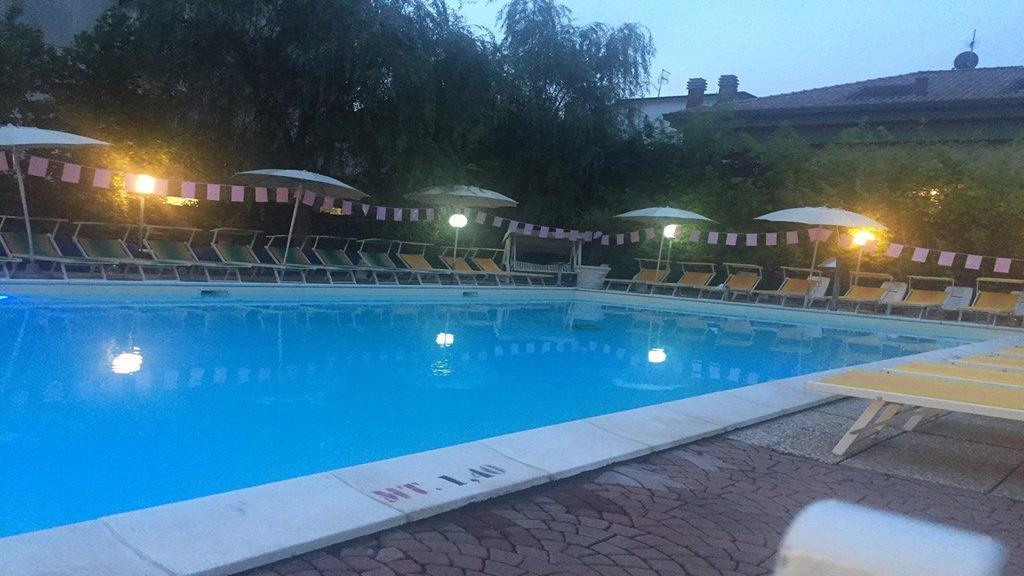Hotel Tre Rose Riccione Eksteriør billede
