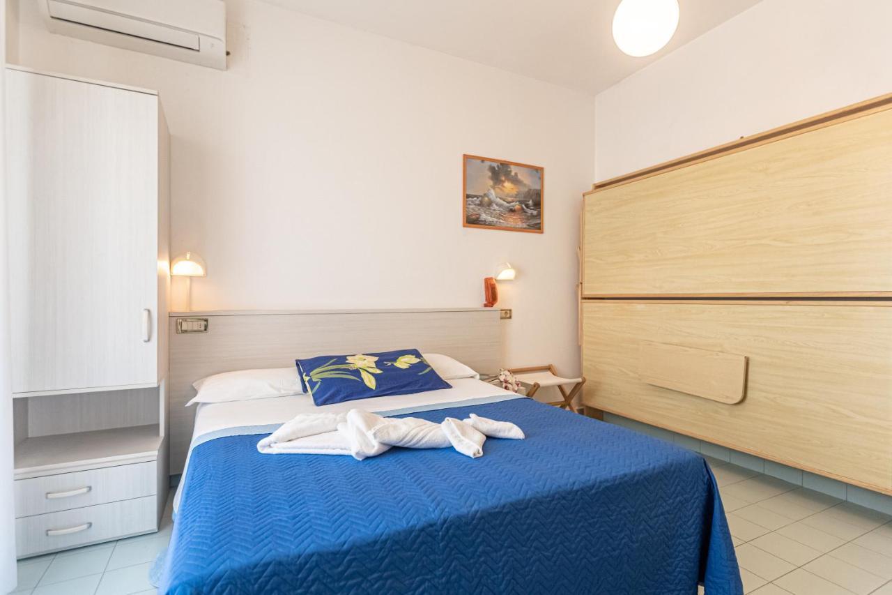 Hotel Tre Rose Riccione Eksteriør billede
